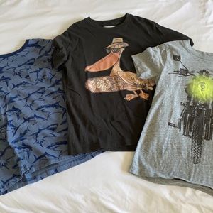 LOT of 3 boys short sleeve t-shirts - size M (7/8)